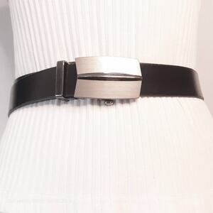 N.U Leather Ratchet Belt 36 Waist Black Leather Strap Brushed Silver Tone Buckle